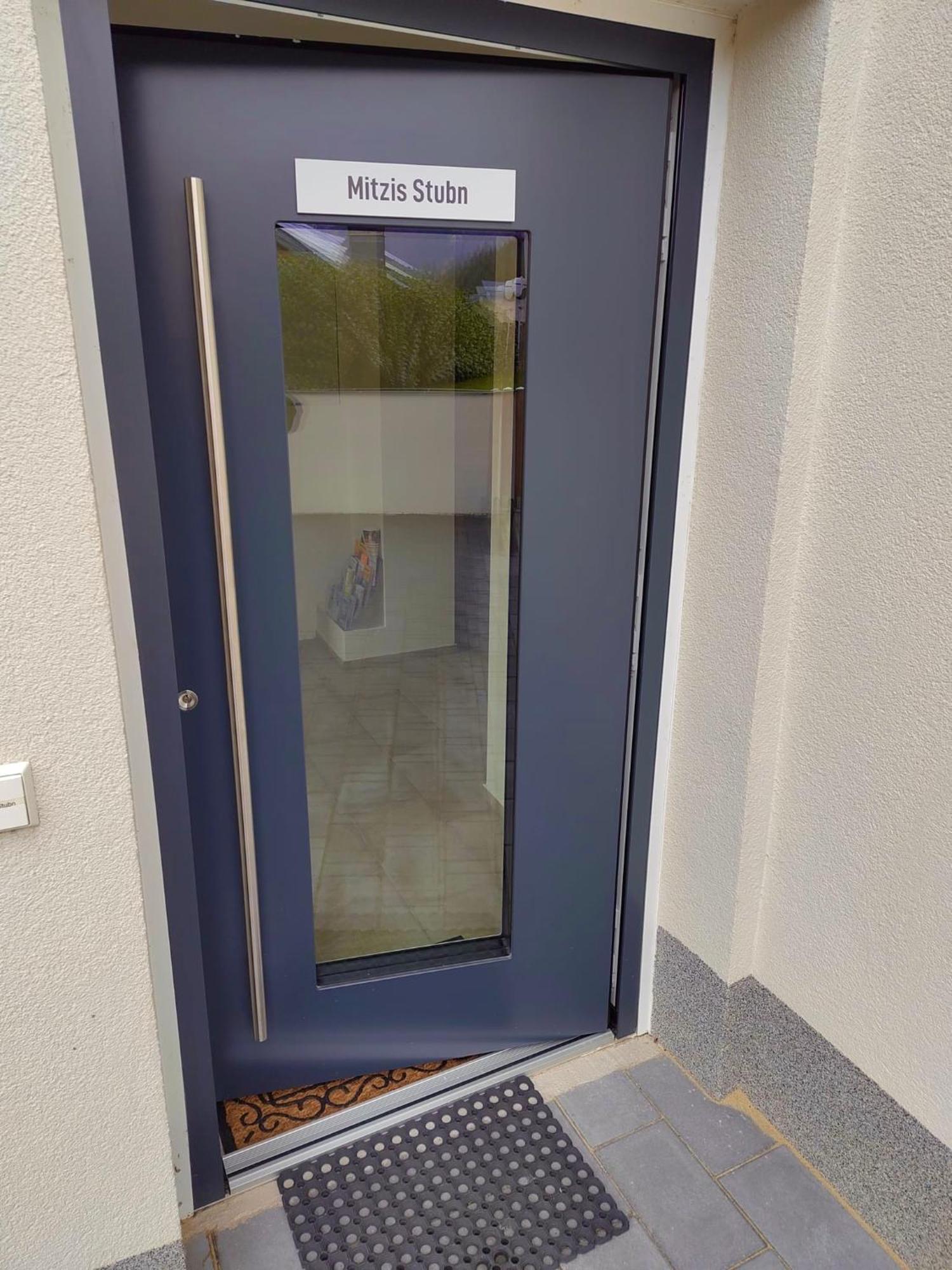 Mitzis Stubn Apartments - Bad Goisern - 24-Hour Self Check-In Luaran gambar
